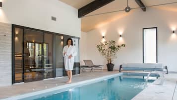 Sauna, bagno turco, massaggi prenatali, 2 sale per trattamenti, massaggi