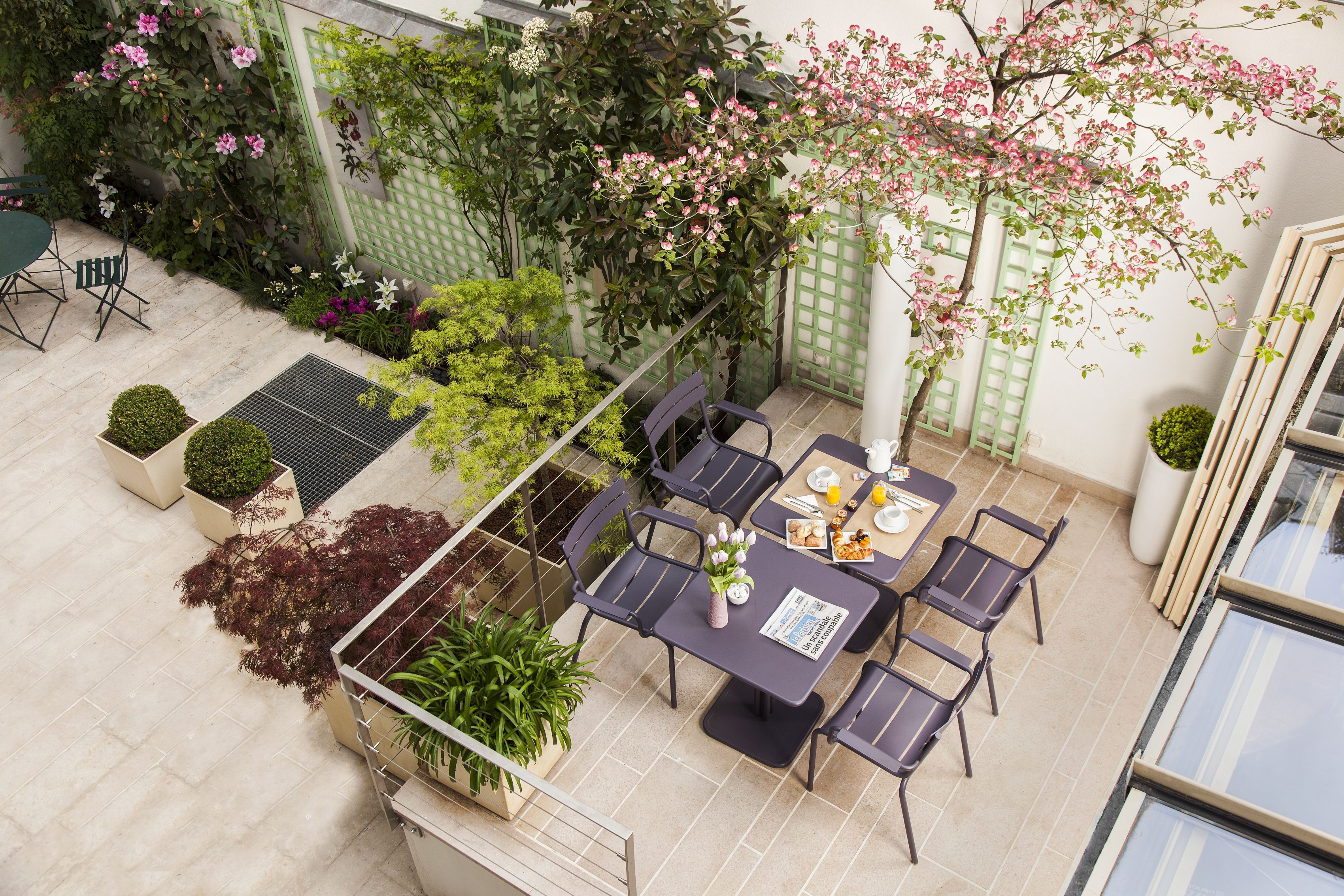 superior twin room (twin) | garden view