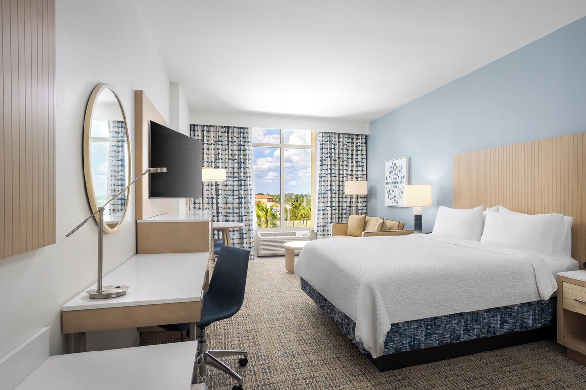 Suite, 1 King Bed
