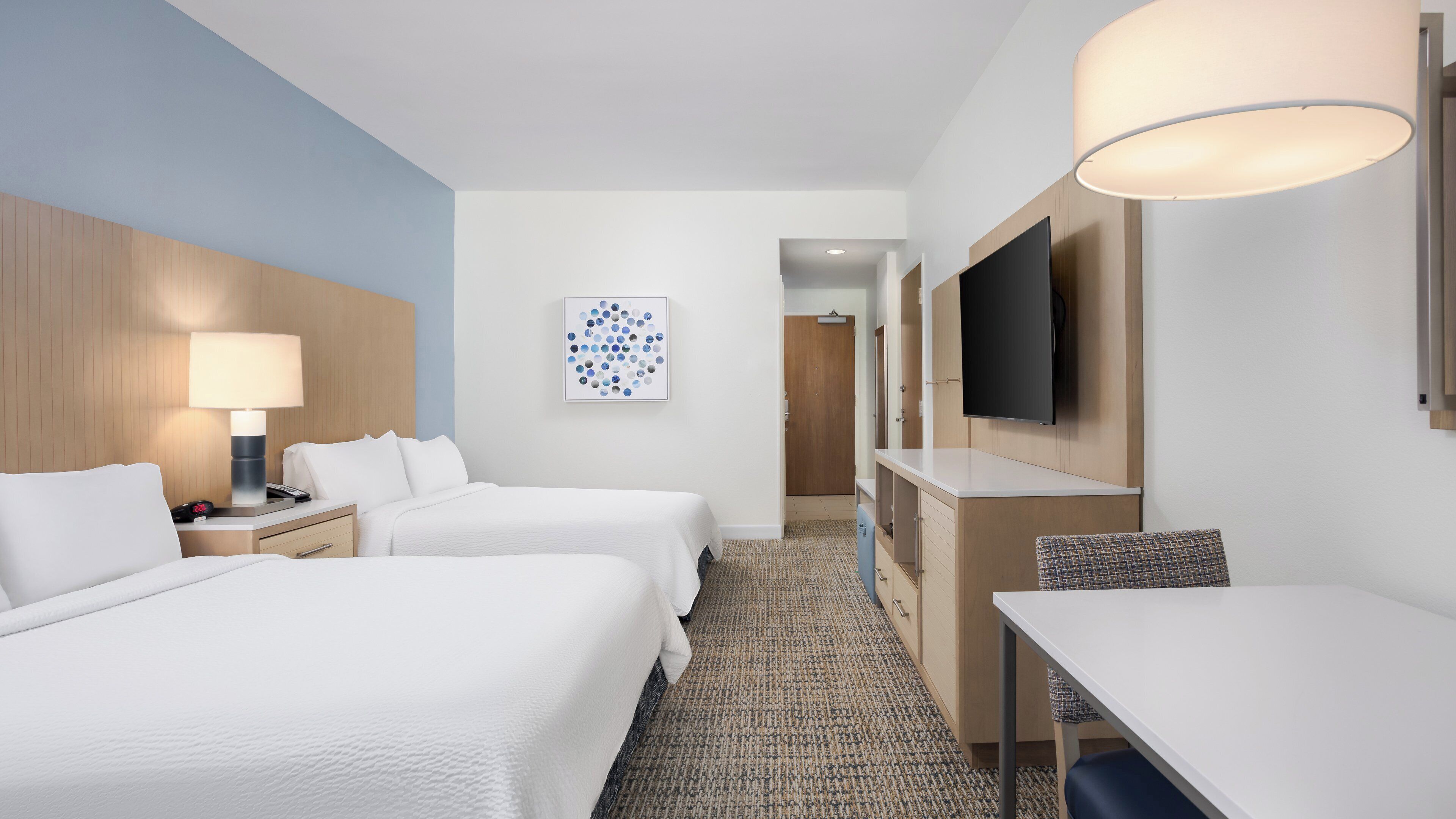 Coffres-forts dans les chambres, bureau, rideaux occultants