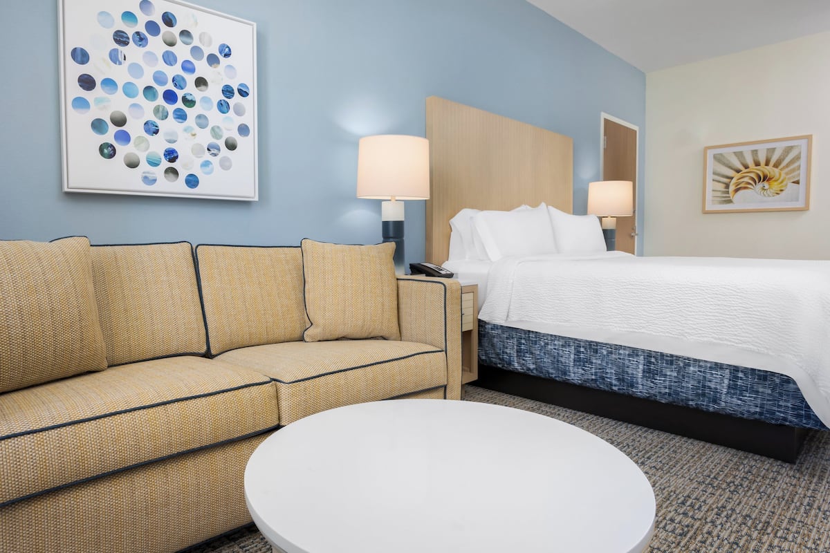 In-room safe, desk, blackout drapes, iron/ironing board