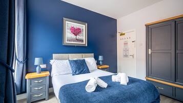 Kahden hengen standard-huone | Yksilöllisesti sisustettu, yksilöllisesti kalustettu