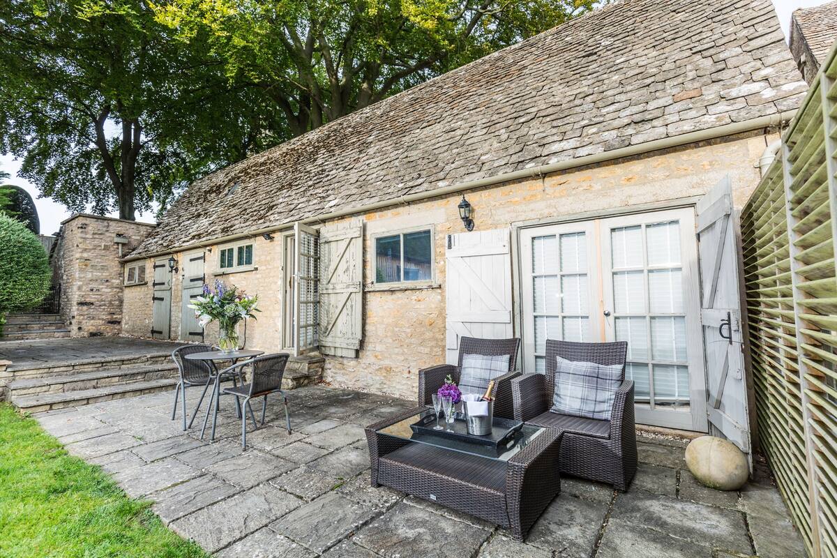Luxury Cabin, Ensuite (Self Catered )