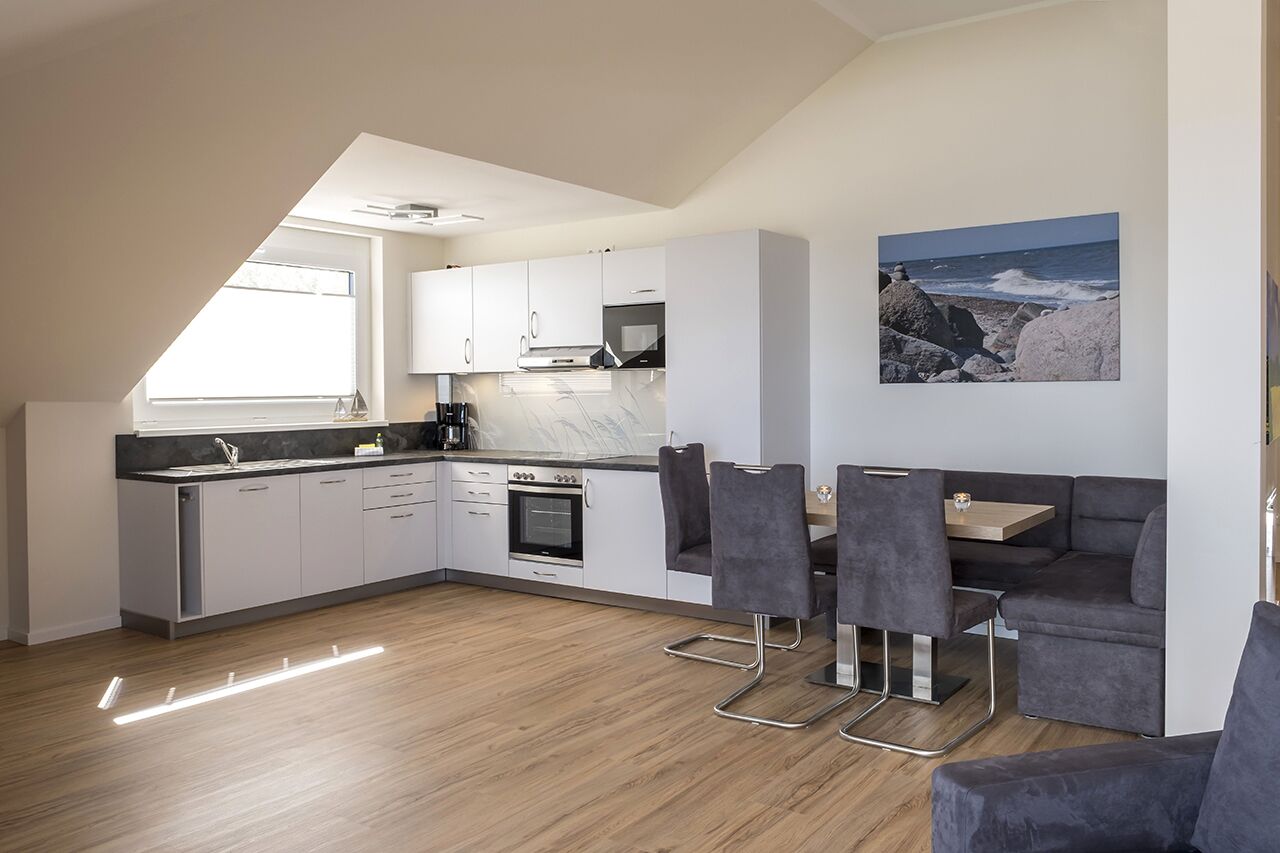 penthouse, sea view | hypo-allergenic bedding, in-room safe, individually furnished