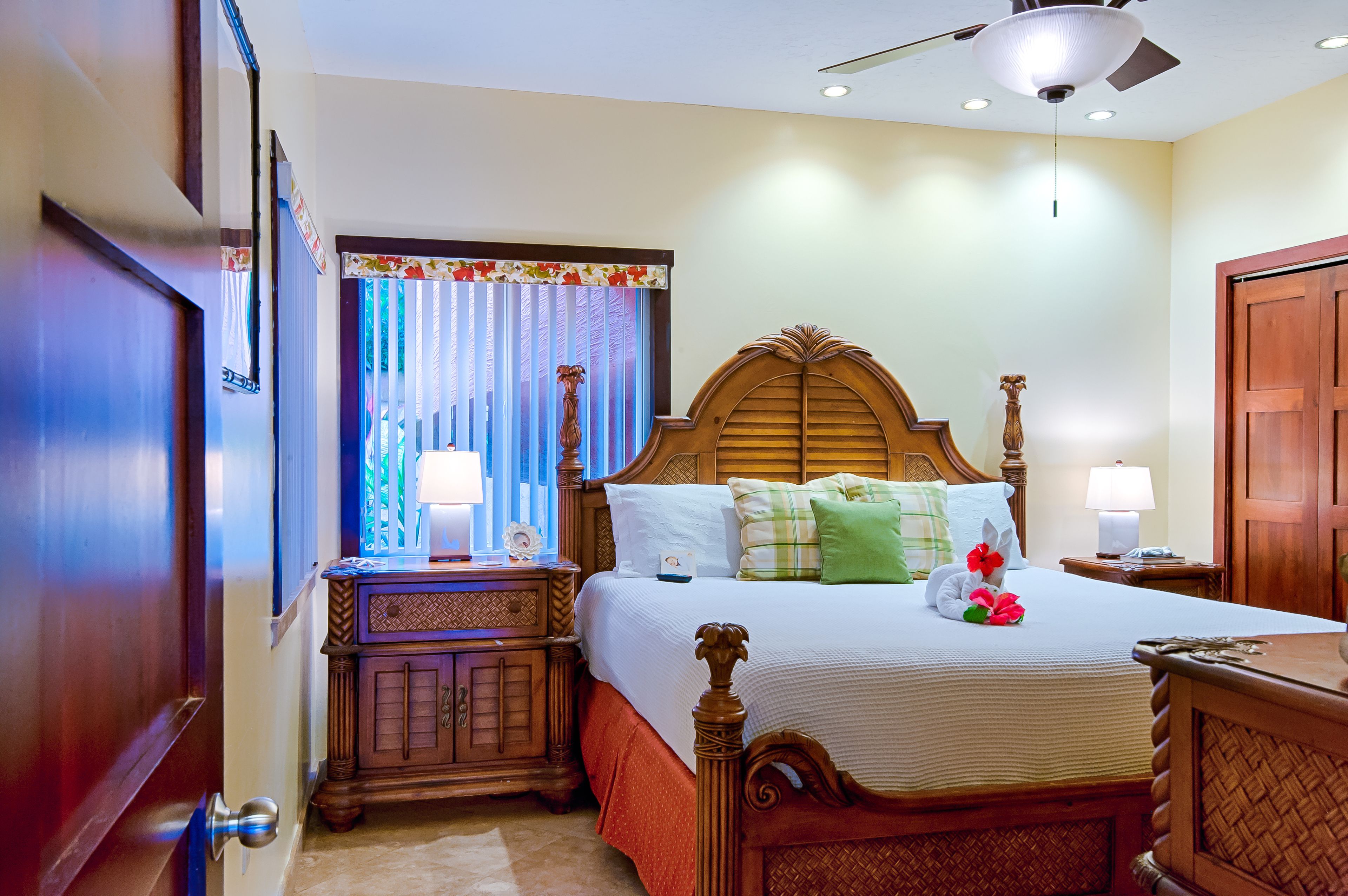 1 bedroom, down duvets, in-room safe, iron/ironing board