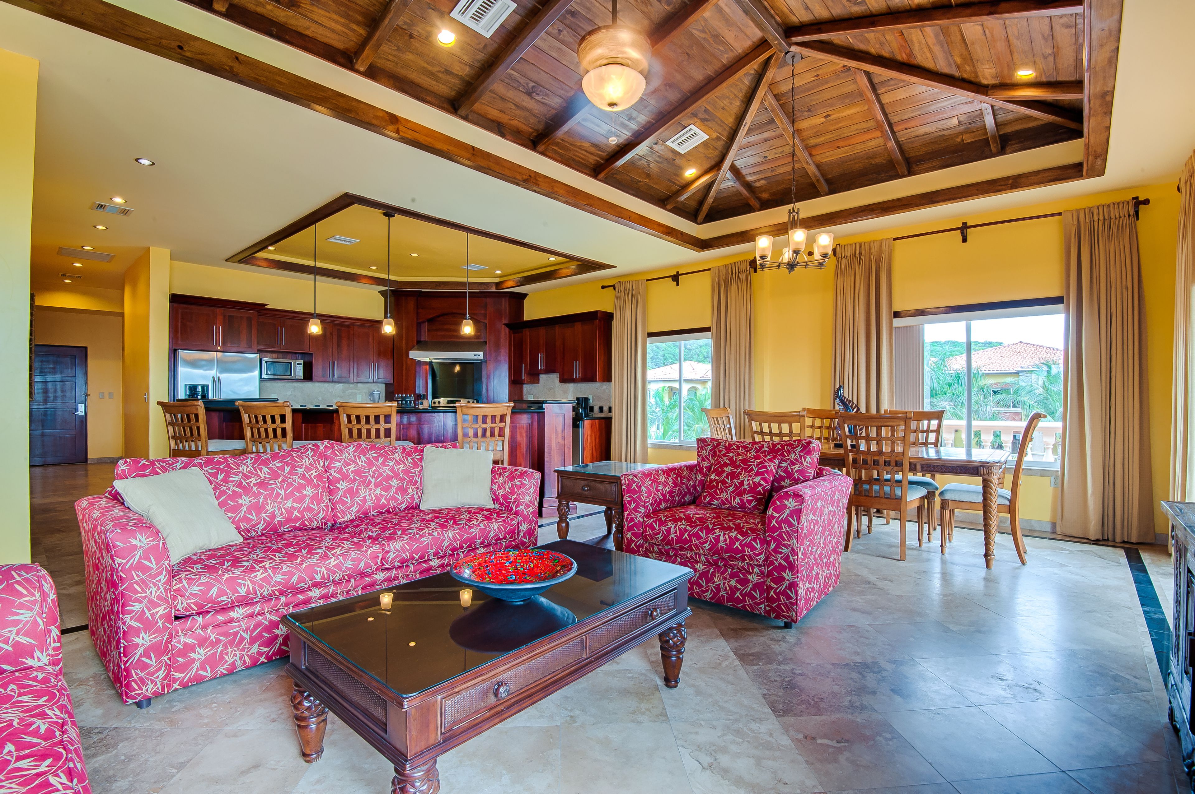 apartamento, 3 habitaciones, vistas a la piscina (3 bedrooms pool view) | living area | lcd tv