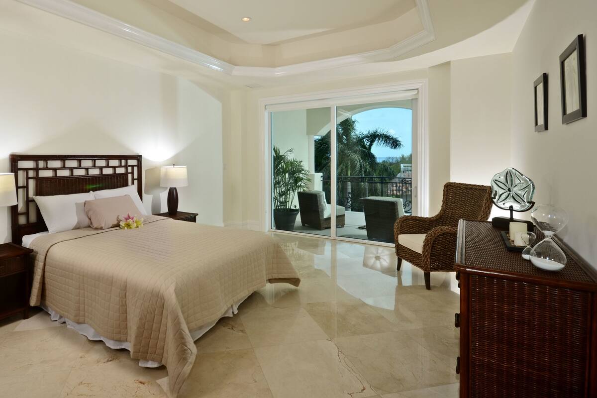 1 chambre, literie de qualité supérieure, couette en duvet d'oie