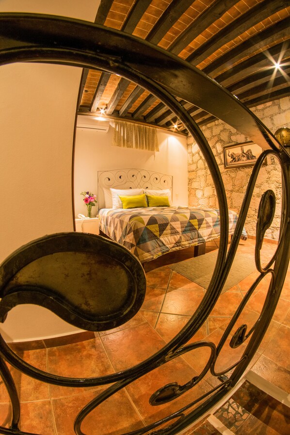 Superior Room, Multiple Beds | Premium bedding, individually decorated, individually furnished