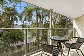 Family Villa, 3 Bedrooms | Balcony - Le Court Villas (Noosa Heads)