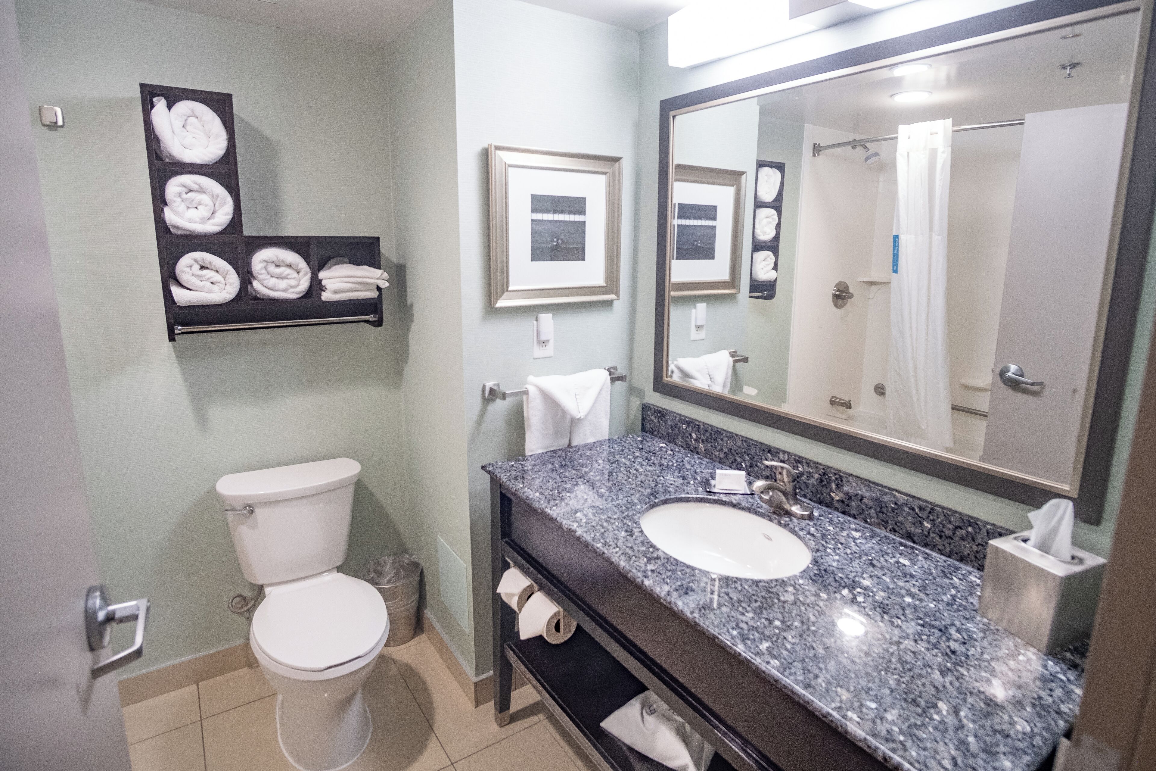 Photo - Hampton Inn & Suites by Hilton St. John's Airport