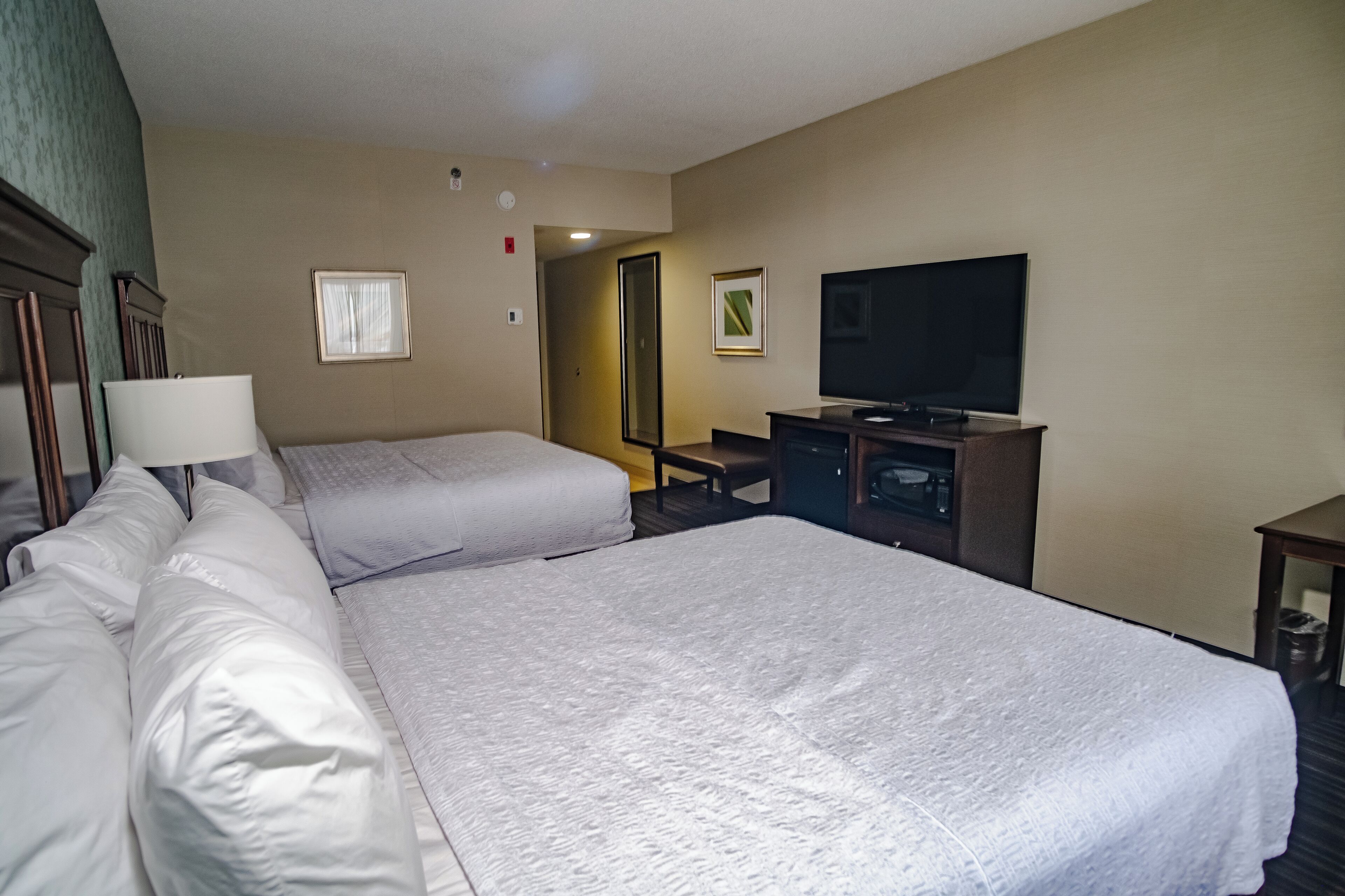 Photo - Hampton Inn & Suites by Hilton St. John's Airport