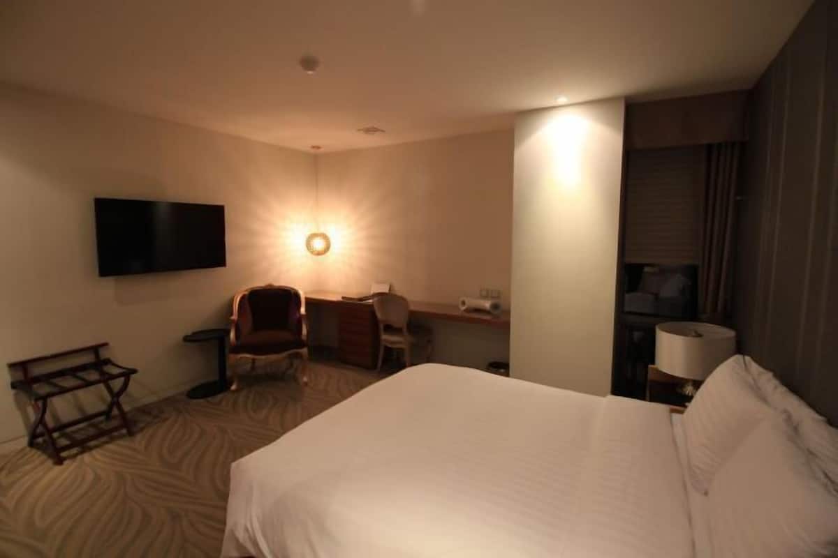 1 Schlafzimmer, hochwertige Bettwaren, Daunenbettdecken