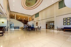 Lobby - Comfort Inn Monterrey Norte (San Nicolas de los Garza)