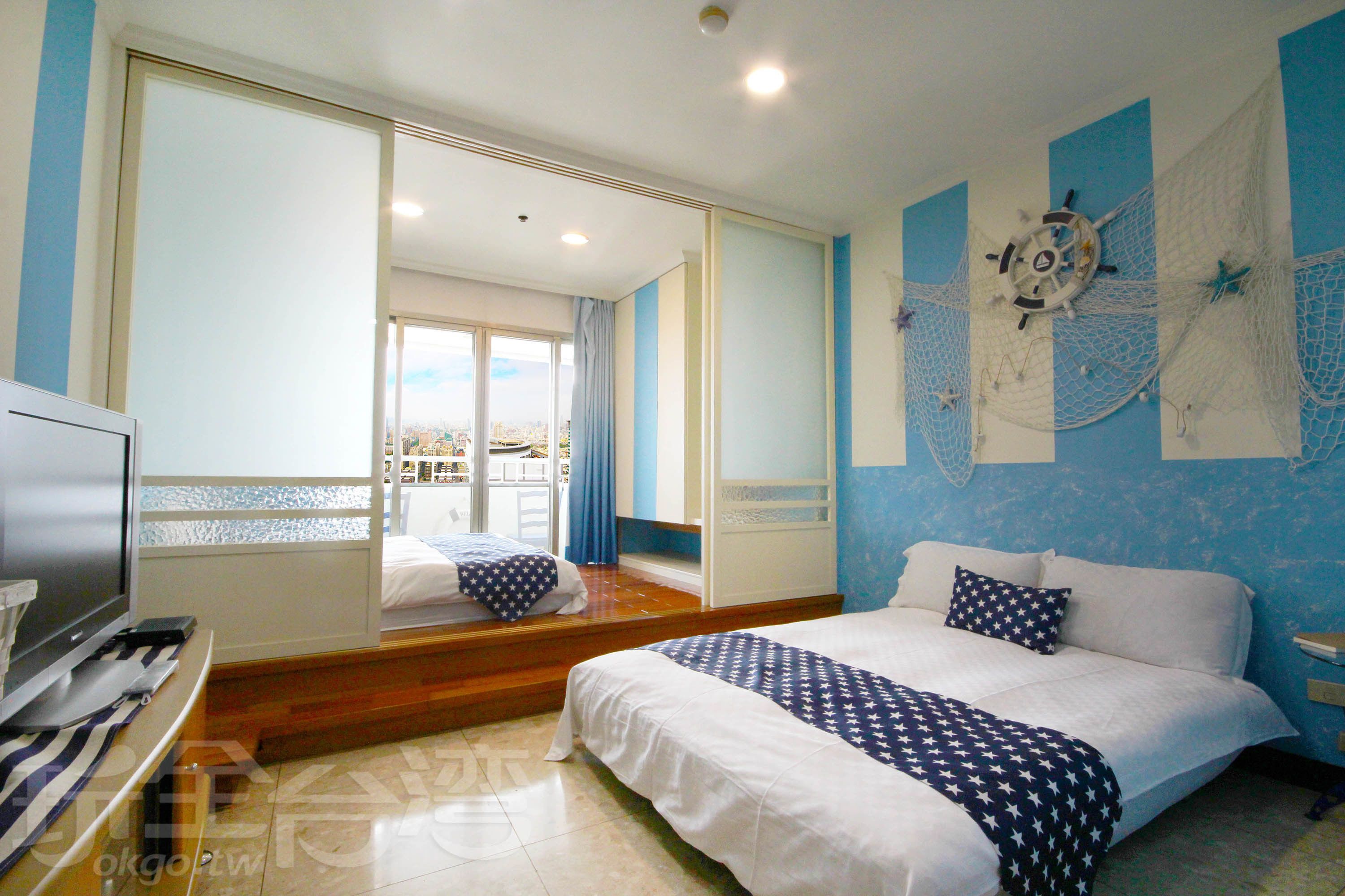 Standard Quadruple Room, 2 Double Beds | Down comforters, individually decorated, individually furnished, desk