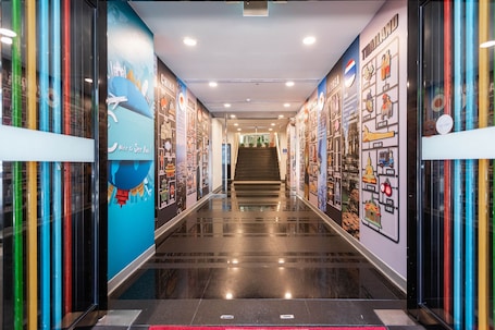 Entrada de la propiedad. CU Hotel Taipei