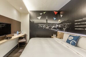 Superior Double Room, Private Bathroom | Down duvets, iron/ironing board, free WiFi, bed sheets - CU Hotel Taipei (Taipei)