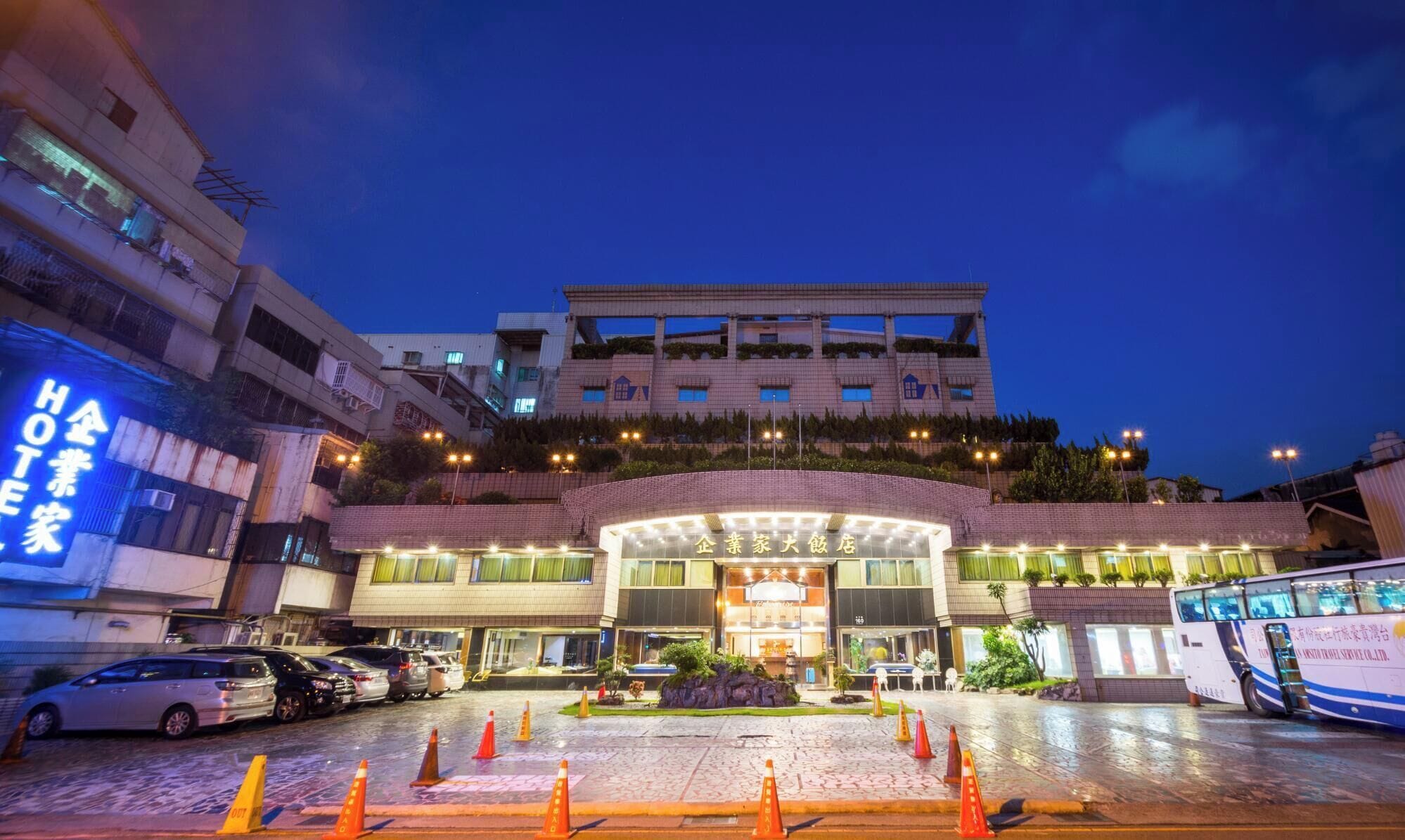 Foto - The Enterpriser Hotel