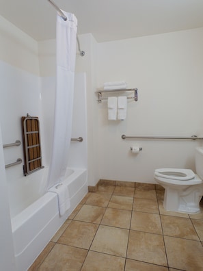 Standard Single Room, Bathtub Grab Bars | Bathroom | Towels - SilverStone Inn North Spokane (Spokane)