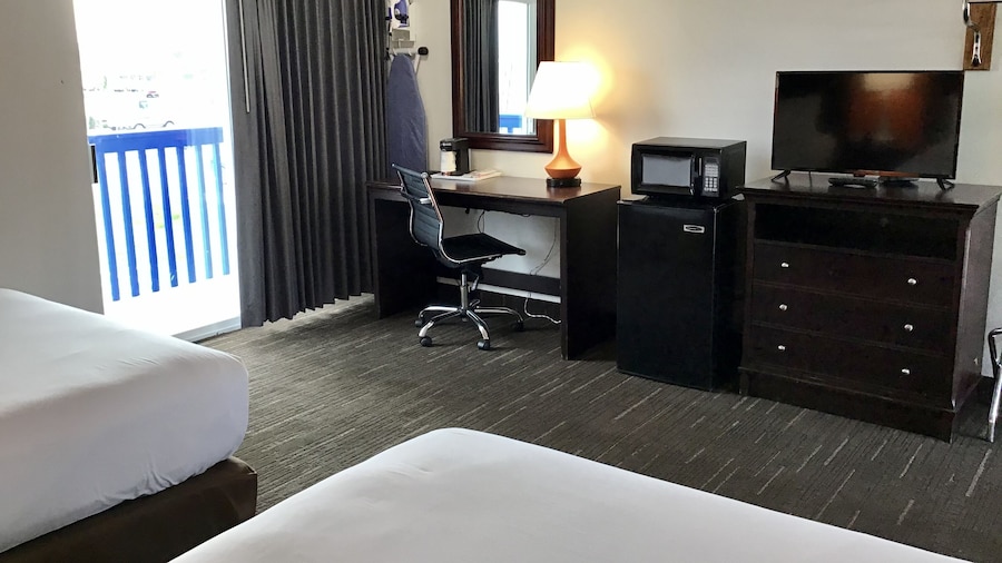 Howard Johnson by Wyndham Spokane North