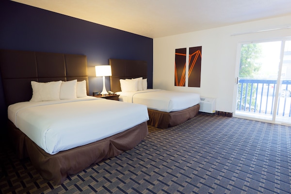 Deluxe Double Room | Free WiFi, bed sheets