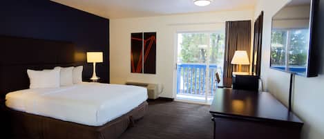 Deluxe Single Room | Free WiFi, bed sheets
