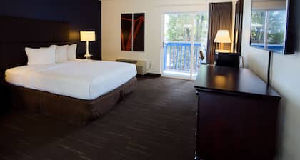 SilverStone Inn North Spokane