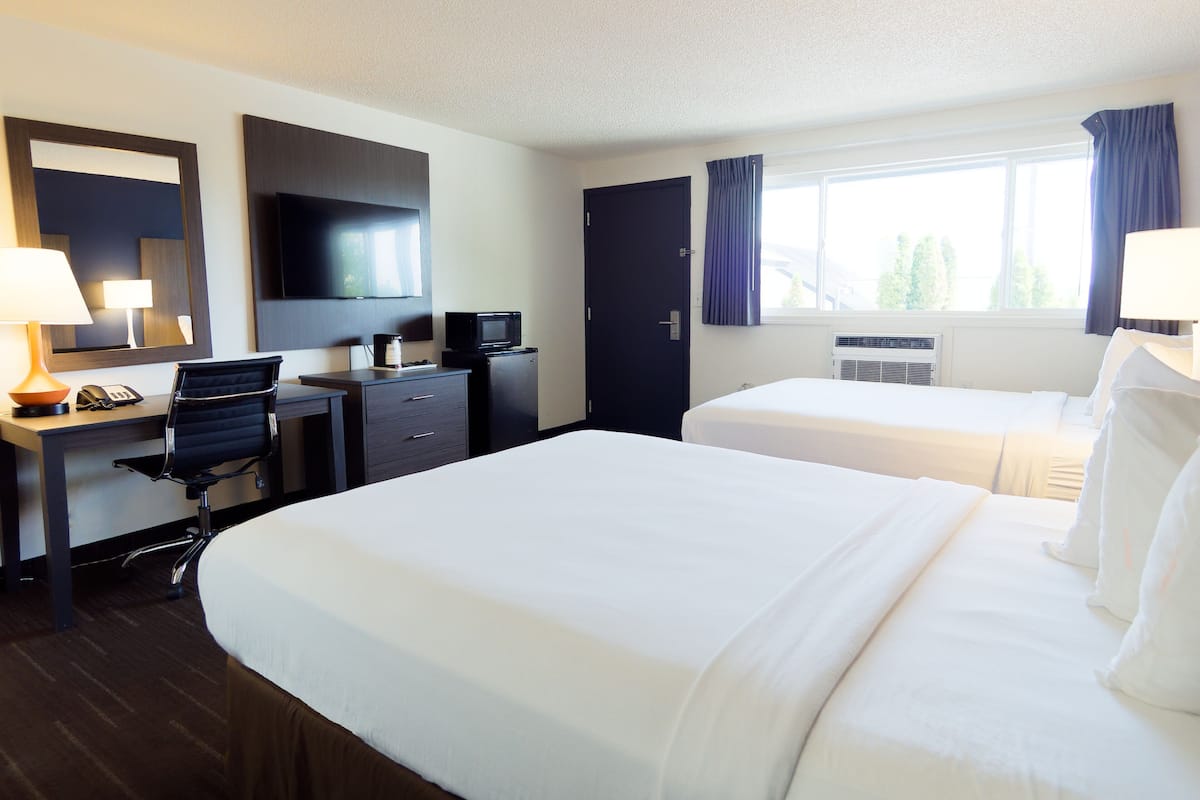 Chambre Double Standard, 2 grands lits | Wi-Fi gratuit, draps fournis