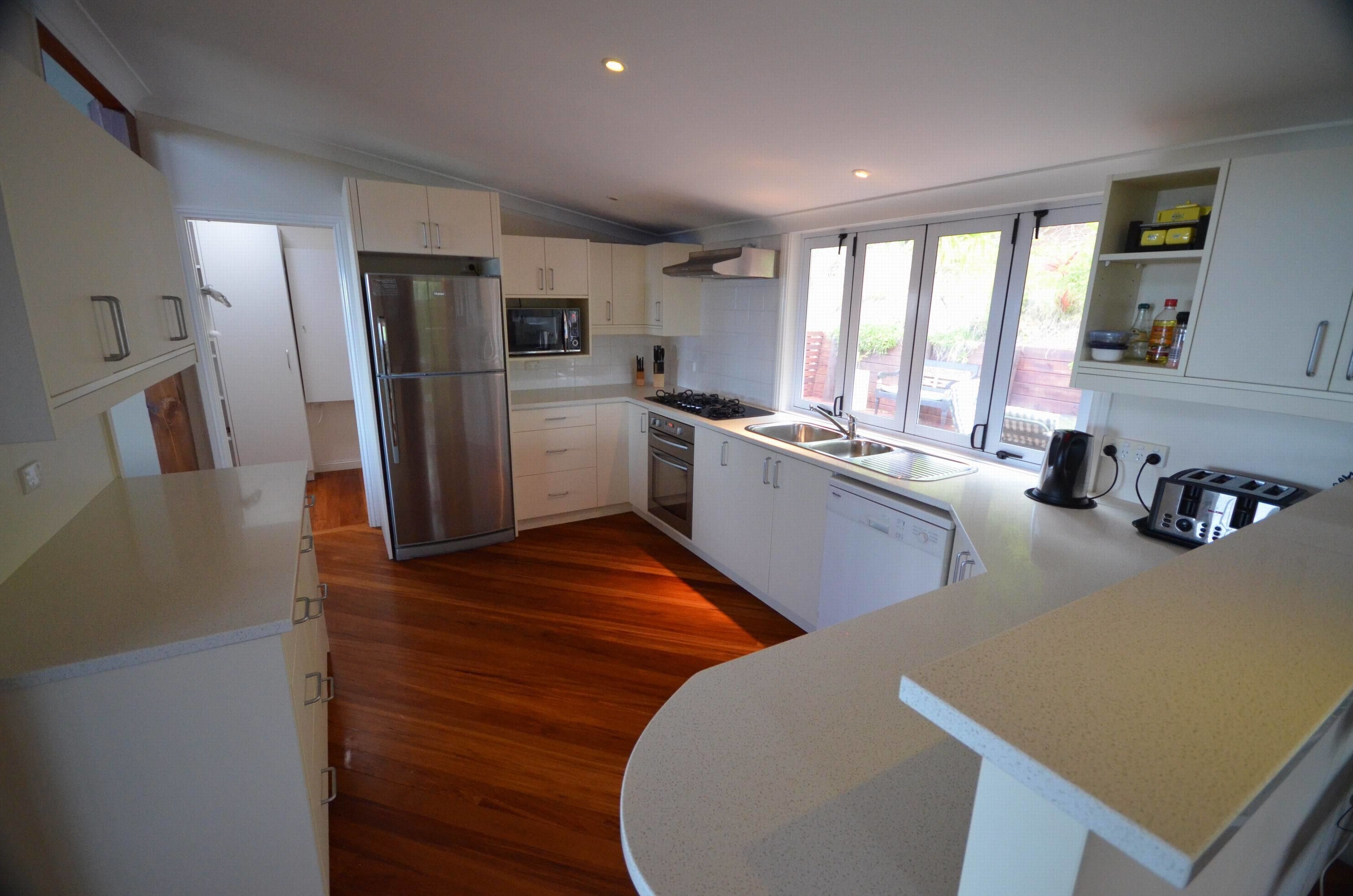 บ้านพักเอ็กซ์คลูซีฟ, 5 ห้องนอน, อ่างน้ำร้อน, วิวทะเล | ครัวส่วนตัว | ตู้เย็นขนาดใหญ่, ไมโครเวฟ, เตาอบ, เตาประกอบอาหาร