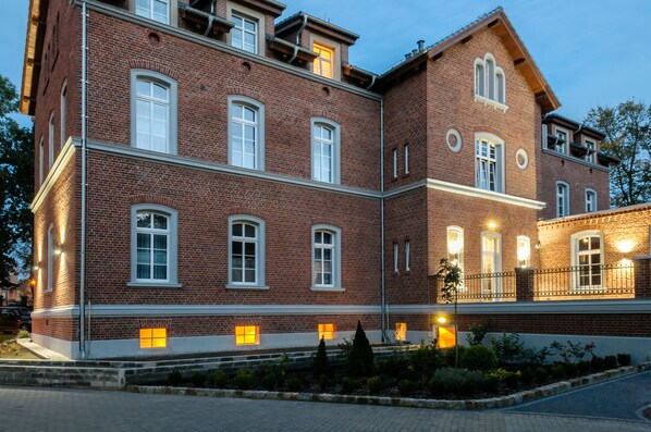 Front of property - Hotel Hugo Business & Spa (Kedzierzyn Kozle)