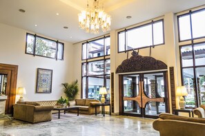 Interior entrance - Hotel Annapurna (Kathmandu)