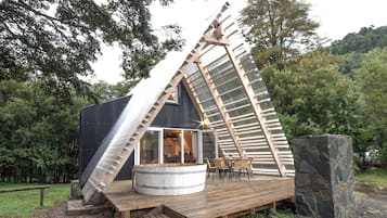 Superior Cabin, 3 Bedrooms (5 Adults) | 3 bedrooms, premium bedding, down comforters, minibar