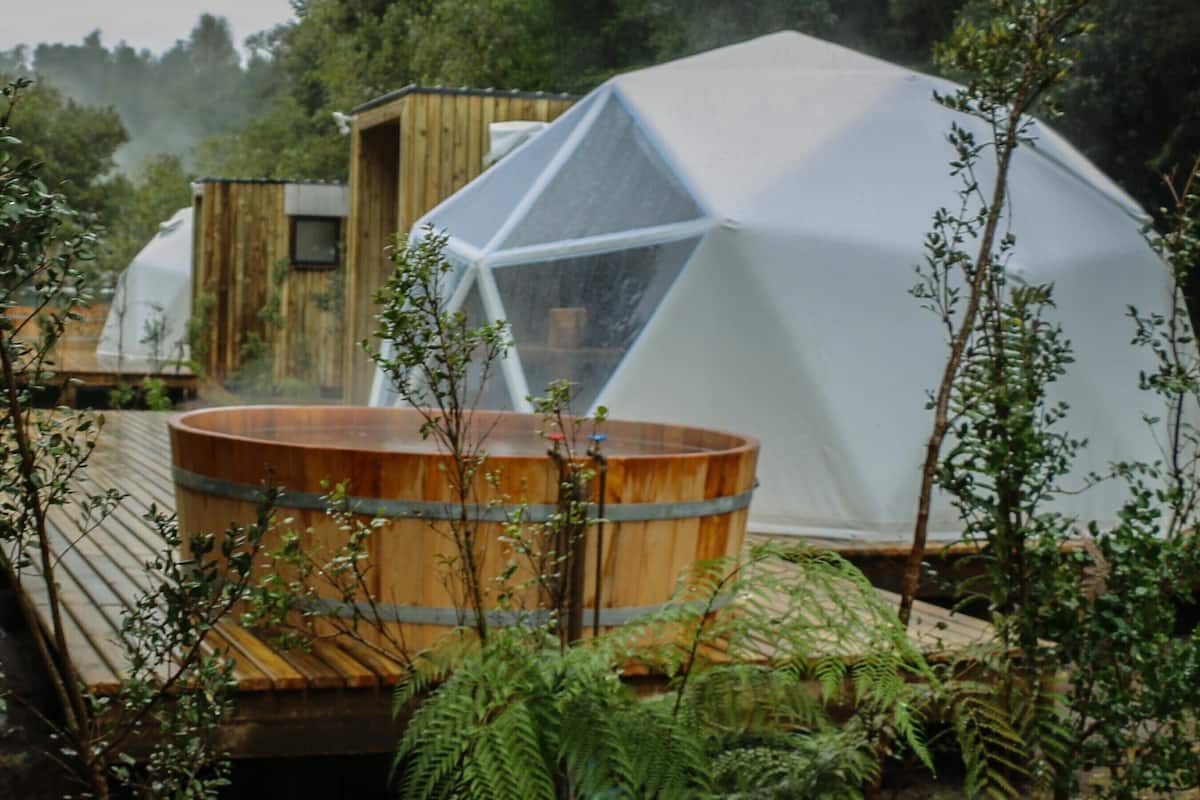 Deluxe Tent, River View | Terrace/patio