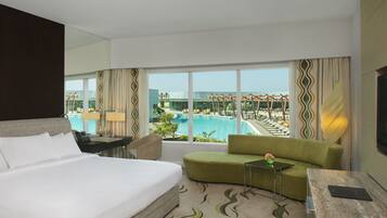 1 bedroom, premium bedding, minibar, in-room safe