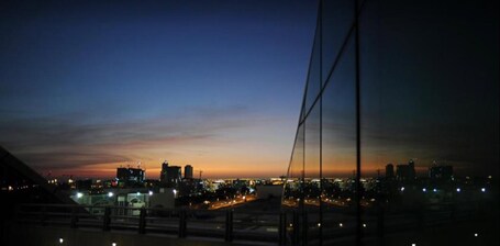 Millennium Al Rawdah Hotel - Image 6