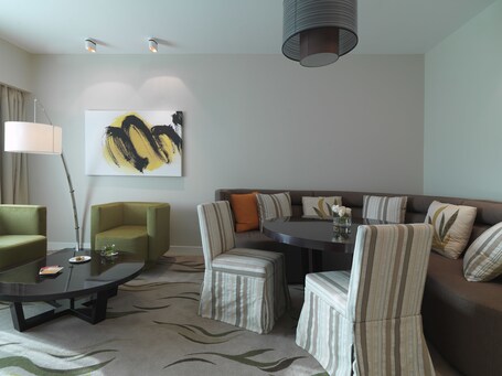 Millennium Al Rawdah Hotel - Image 30