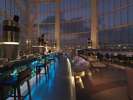 3 restaurants, spécialités Cuisine internationale