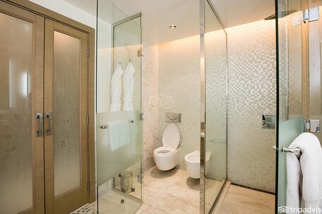Millennium Al Rawdah Hotel - Image 38
