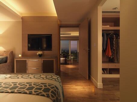 Millennium Al Rawdah Hotel - Image 46