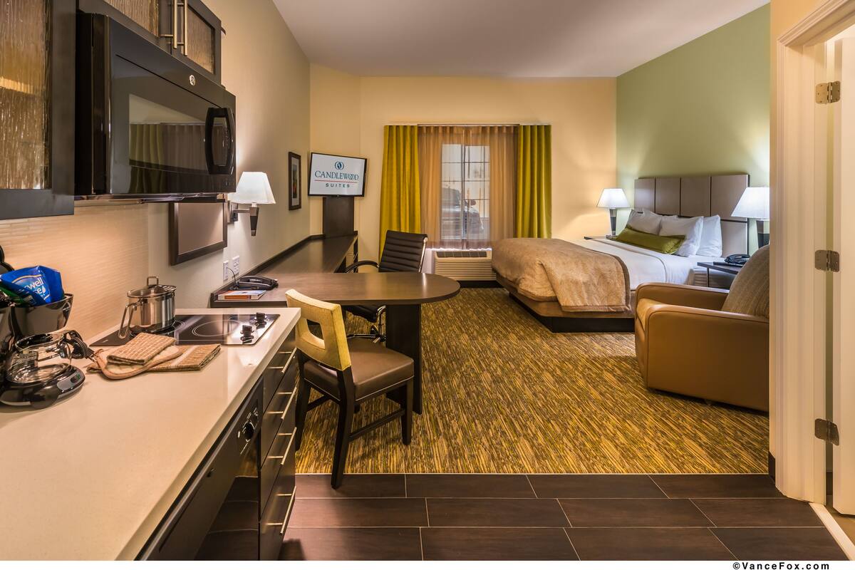 in-room safe, iron/ironing board, free wifi, bed sheets