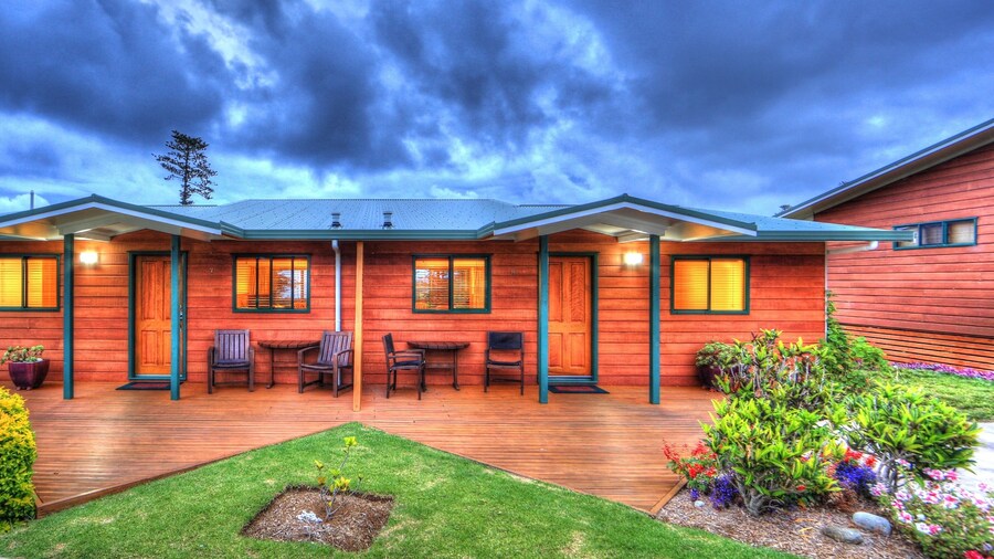 Endeavour Lodge