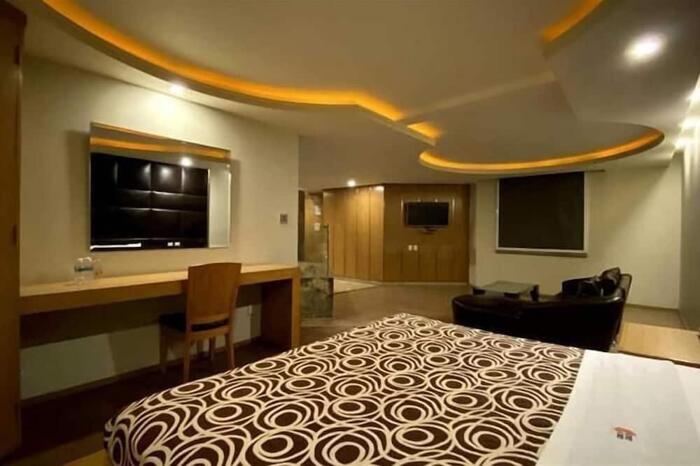 Hotel Lord - Adults Only