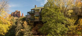 The Inn Above Oak Creek