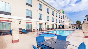 Outdoor pool, open 10:00 AM to 10:00 PM, pool umbrellas, sun loungers