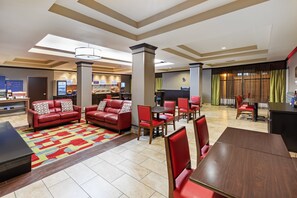 Free daily full breakfast  - Holiday Inn Express & Suites Floresville by IHG (Floresville)