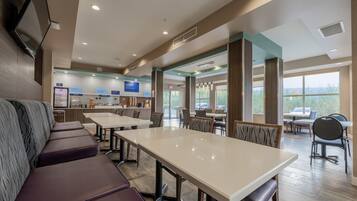 Free buffet breakfast