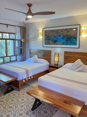 Kahden hengen standard-huone, 2 parisänkyä | Tallelokero huoneessa, työpöytä, silitysrauta/-lauta, ilmainen Wi-Fi