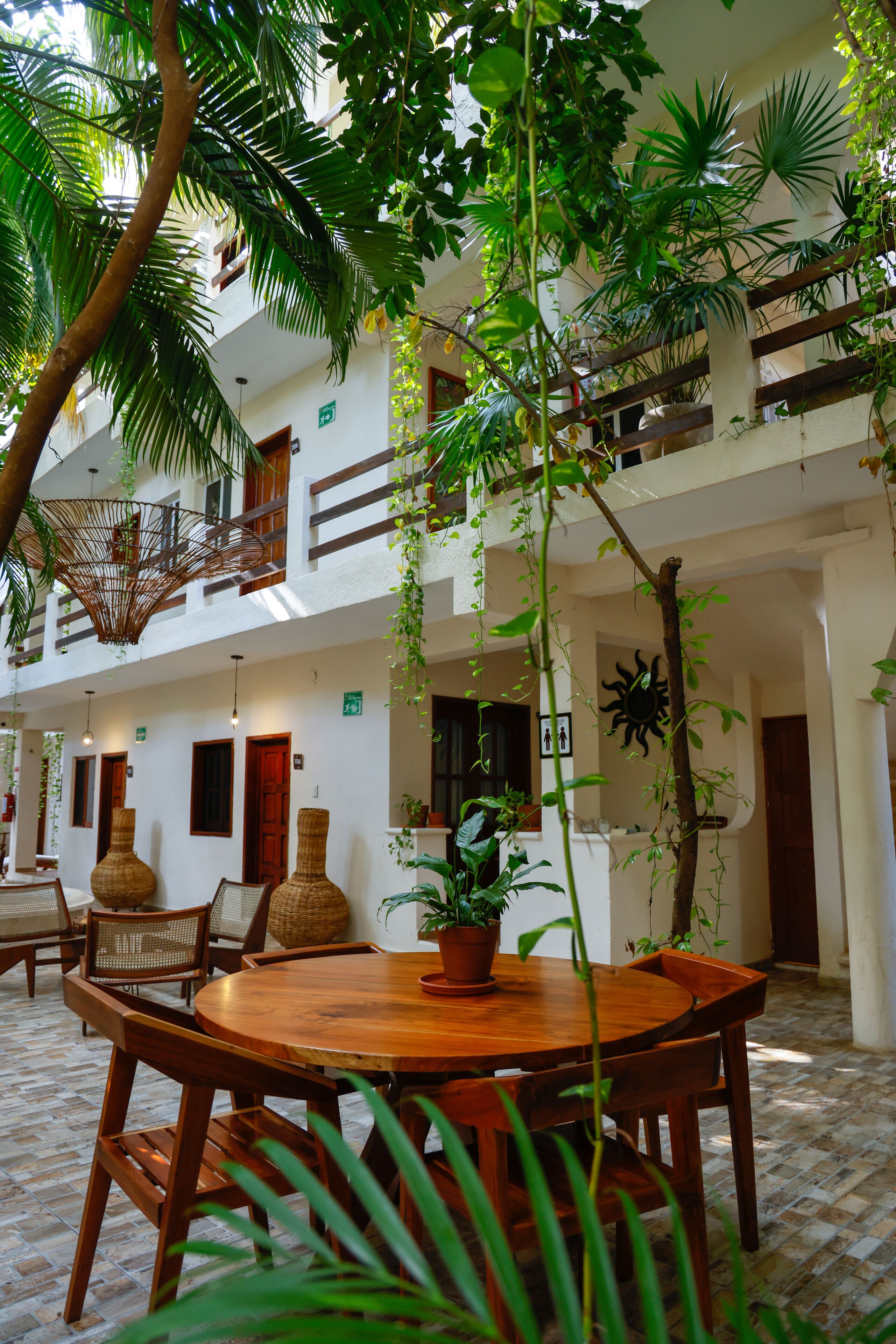 Quarto casal superior, 2 camas de casal | Terraço/pátio