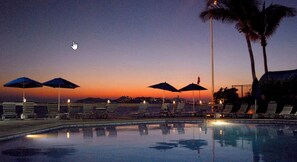 Seasonal outdoor pool, pool umbrellas