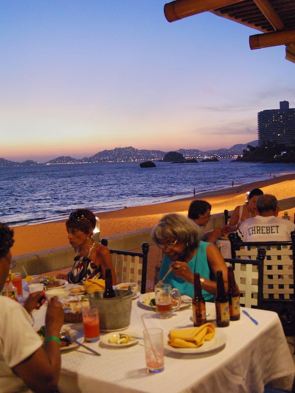 Breakfast, lunch, dinner served; ocean views