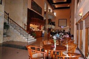 Reception - Nikki (DENPASAR)